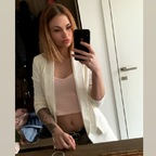 amy_ejmi OnlyFans Leaked 

 profile picture