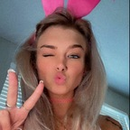 dixiexdoll (Dixie Doll) OnlyFans Leaked Content 

 profile picture