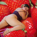 strawberrycake OnlyFans Leaks 

 profile picture